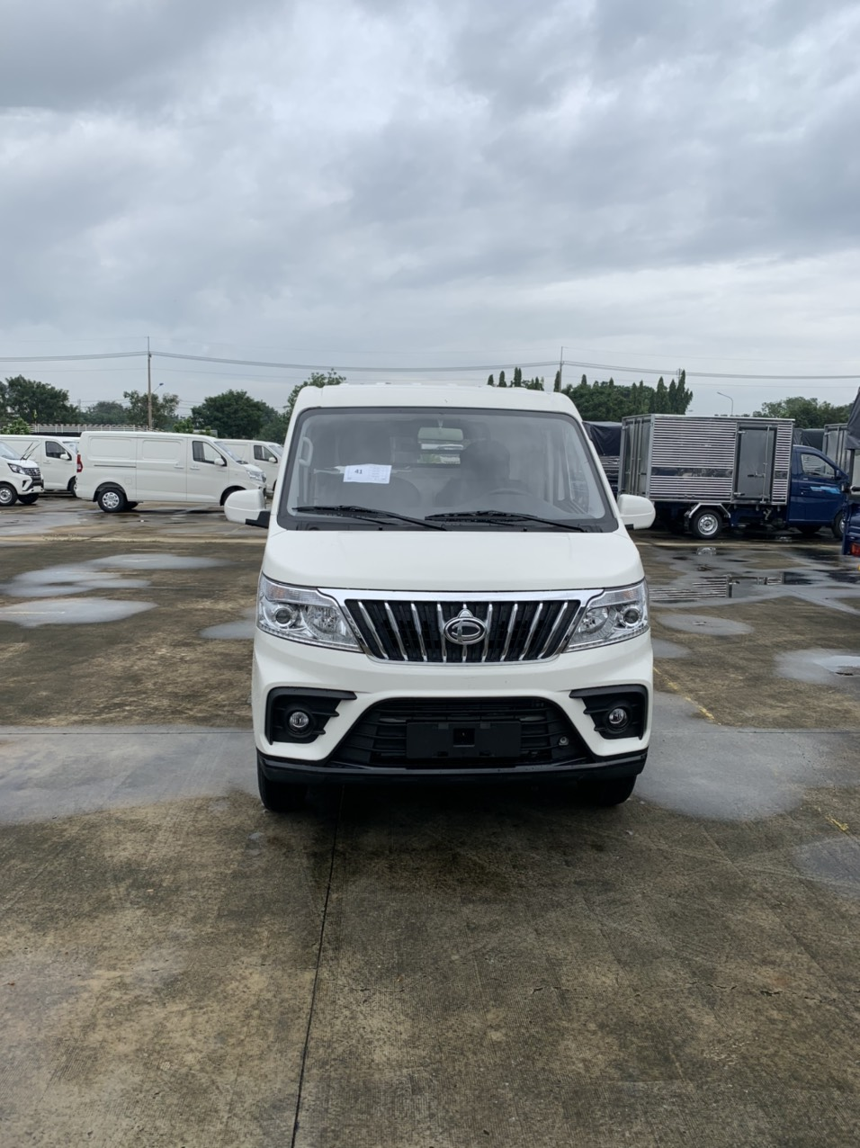 TERA V8 Tại Cần Thơ - Mua Xe Chính Hãng Giá Tốt Nhất Từ Ô Tô Thái Phong